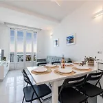 Sea View - 2 Bdr Promenade Des Apartmán *