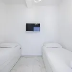 Sea View - 2 Bdr Promenade Des