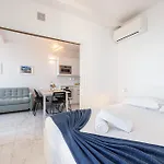 Sea View - 2 Bdr Promenade Des نيس