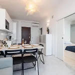 Sea View - 2 Bdr Promenade Des Apartment *